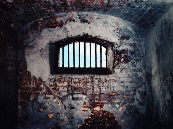 «Частную тюрьму» во Всеволожском районе решили закопать