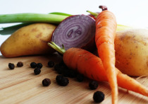 По данным Государственного комитета статистики ЛНР по второй декаде июля зафиксировано снижение стоимости моркови, картофеля и лука