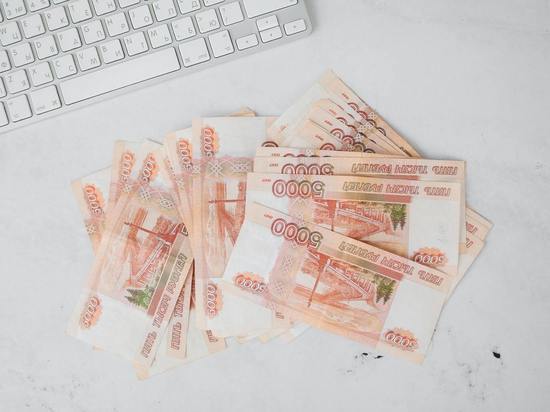 69 студенческих семей из Удмуртии получили выплату в 100 000 рублей