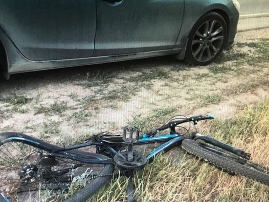 В Ростовской области в ДТП с участием «Мазды» пострадал велосипедист