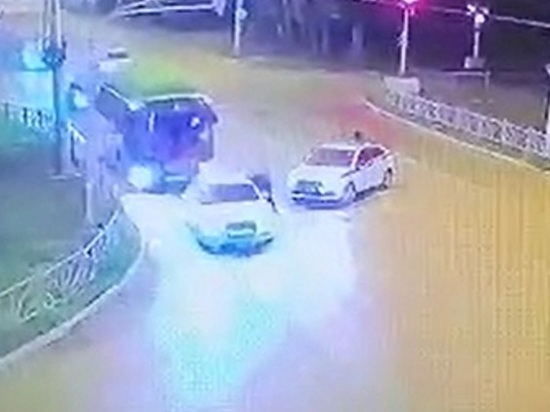 Опубликовано видео наезда Ауди на сотрудника ГИБДД в Екатеринбурге