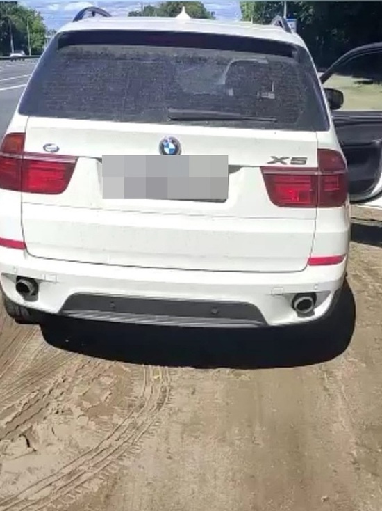 Под Тверью остановили водителя «BMW», задолжавшего больше 600 тысяч рублей