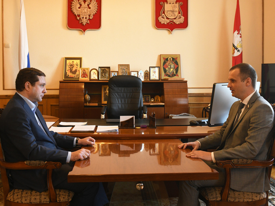 Глава региона и сенатор от Смоленской области обсудили вопросы социально-экономического развития