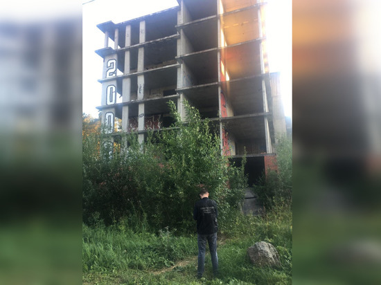 В Ленобласти возбудили уголовное дело после падения 11-летней девочки с шестого этажа «заброшки»