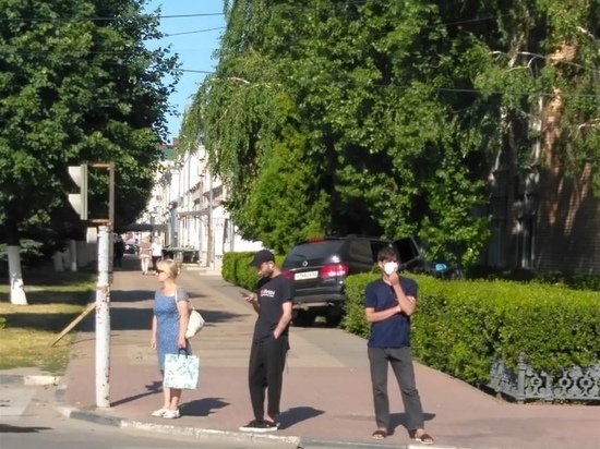 На улице Сенной в Рязани произошло массовое ДТП, пострадали двое