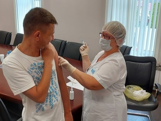 Тамбовские предприятия вакцинируют своих сотрудников от коронавируса