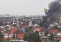 23 июля, в пятницу, в Ленинском районе Новосибирска загорелся частный дом