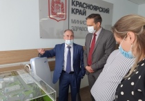 Главный внештатный инфекционист Министерства здравоохранения Российской Федерации Владимир Чуланов посетил инфекционные больницы Красноярска в ходе рабочего визита