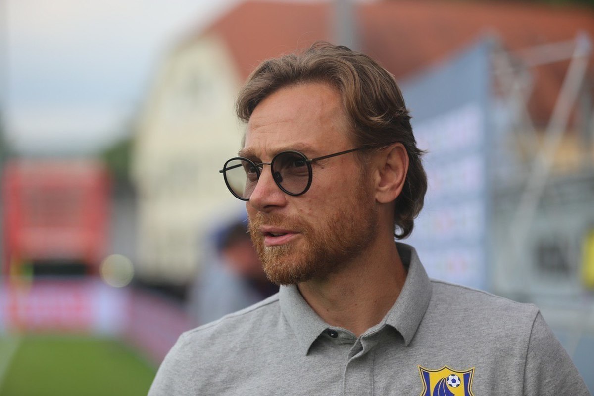 Валерий Карпин - новый главный тренер сборной России