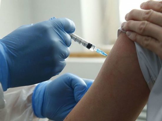 Германия: Ревакцинация после второй дозы вакцины