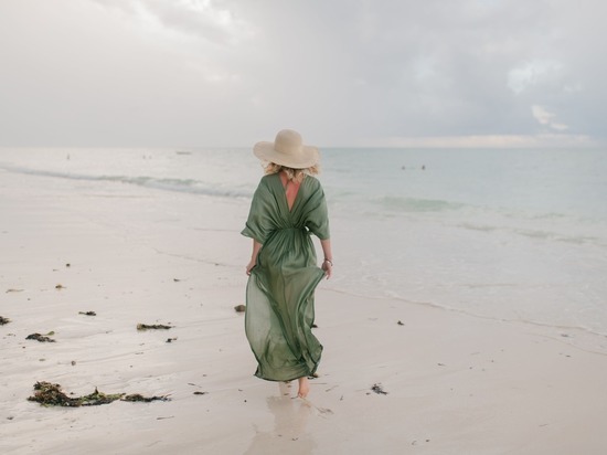 Мошенница под предлогом покупки платья украла у девушки 2 тысячи рублей