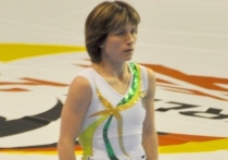 46-летняя советская гимнастка, также выступавшая за Узбекистан и Германию, олимпийская чемпионка, трехкратная чемпионка мира, участница восьми Олимпиад Оксана Чусовитина объявила о завершении карьеры
