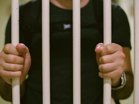 Петербургский суд заключил под стражу подростка, зарезавшего своего знакомого