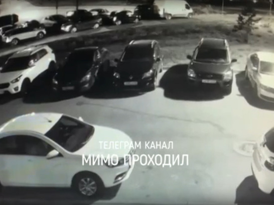 На парковке в Рязани мужчина проколол колеса «ГАЗели»