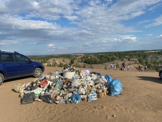 Отдыхающие в тульских Кондуках оставили очередную порцию мусора