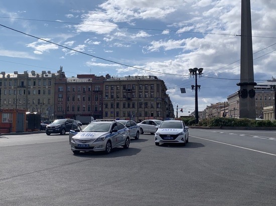 Стало известно, на каких дорогах Петербурга запустят передвижные фиксаторы нарушений