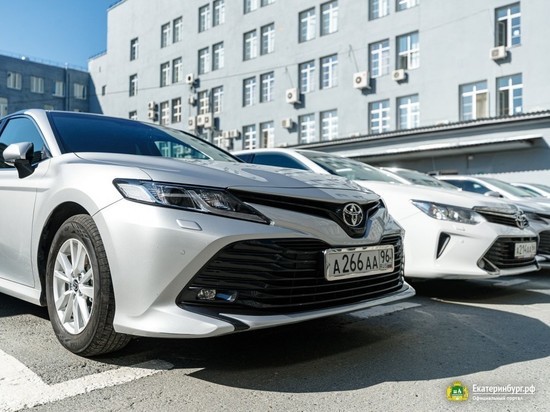 24 автомобиля выделила администрация Екатеринбурга по заявкам медиков
