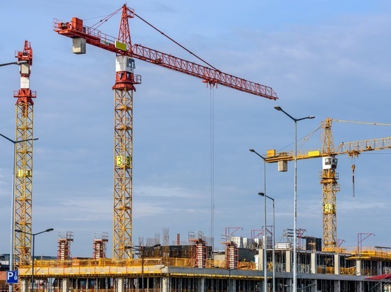 В Новосибирске 10 из 35 новостроек в 2021 году сданы с нарушением сроков