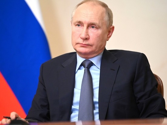 Путин обсудил развитие транспортной системы с главами Петербурга и Ленобласти