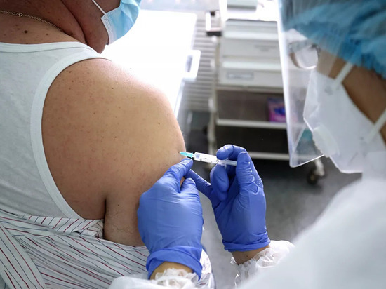 Костромская вакцинация: прививочные пункты будут работать дольше