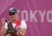 Соревнования по стендовой стрельбе среди женщин на летних Играх в Токио выиграла Эмбер Инглиш из США