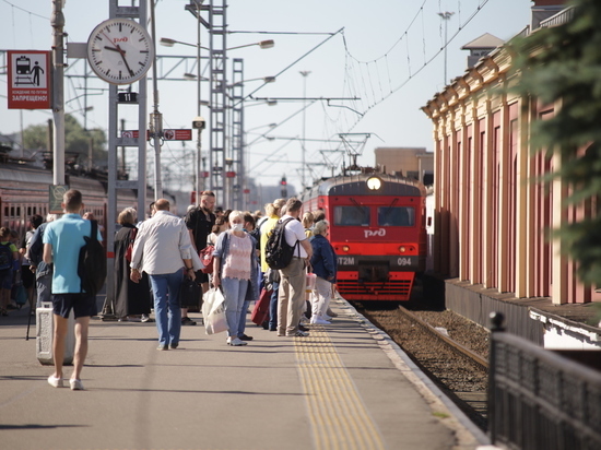 Электрички и городской транспорт Петербурга превратятся в единую систему