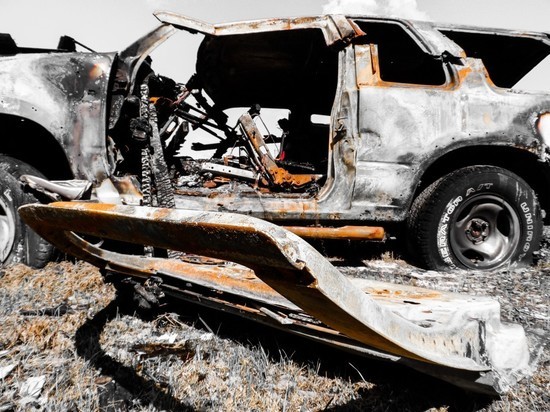Труп обнаружили в сгоревшем автомобиле на Сахалине