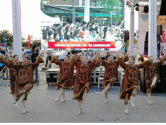Коллектив из Якутии впервые показал этнозумбу в фестивале в Турции