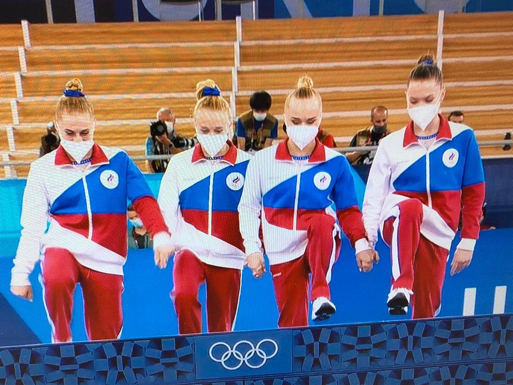 Появились кадры российских спортивных гимнасток после победы на Олимпиаде
