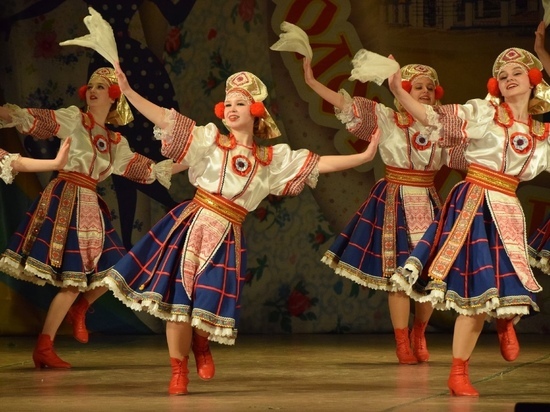 Костромские танцоры из «Русского сувенира» выступят 30 июля на концерте в Музее Победы