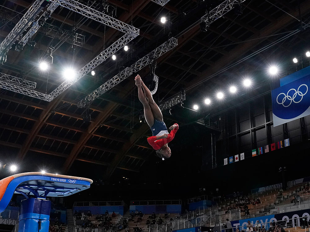 Лидер сборной США Байлз устроила скандал на Олимпиаде: галерея гимнастки 