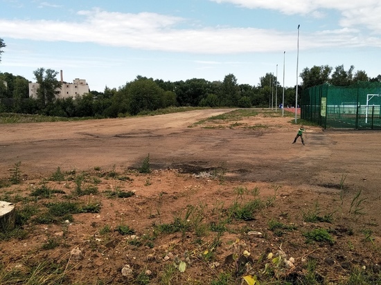 В Рыбинске сдали ФОК, не благоустроив подходы и подъезды