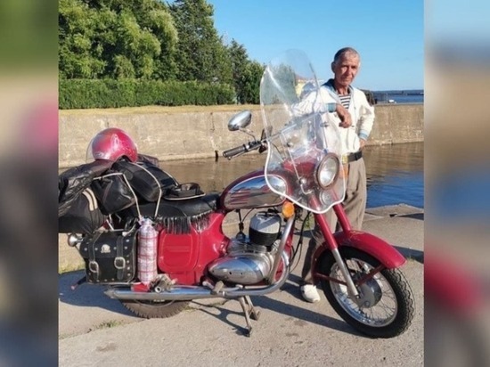 Краснодарский пенсионер проехал почти 2,5 тысячи километров, чтобы попасть на парад ВМФ в Кронштадте