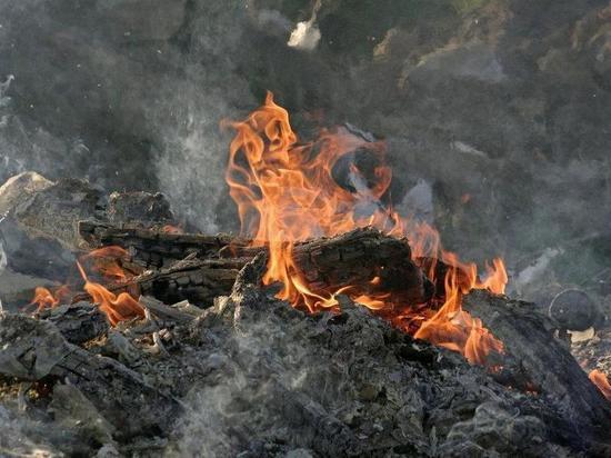 Костромские трагедии: в Макарьеве двое мужчин погибли на пожаре  сегодня ночью
