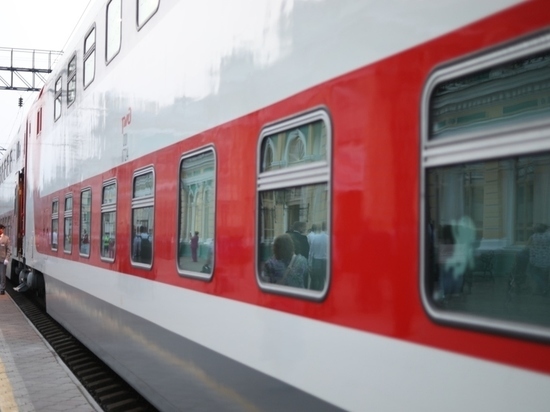 Первые пассажиры туристического поезда «Байкальская сказка» прибыли на Байкал