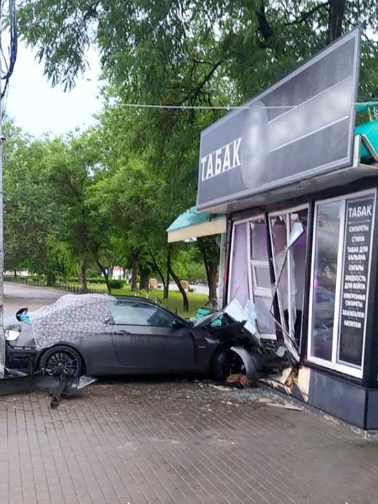 В Астрахани водитель насмерть сбил пешехода на скорости 144 км/ч