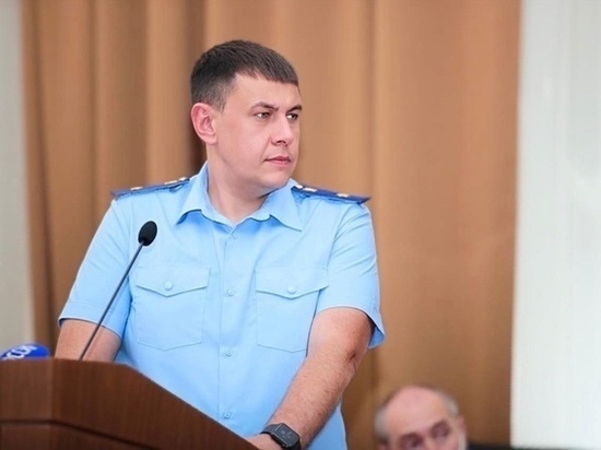 Прокурор Ростовской области Прасков заработал в 2021 году почти в 3 раза меньше