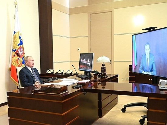 Вячеслав Гладков рассказал Владимиру Путину о повышении зарплат белгородским бюджетникам