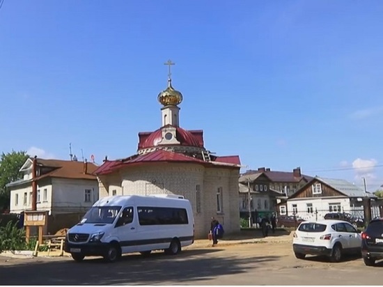 На территории первой окружной больницы Костромы освящен храм Пантелеймона и Елисаветы