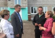 Депутат Законодательного собрания края Александр Новиков посетил школу в селе Нижняя Есауловка Манского района