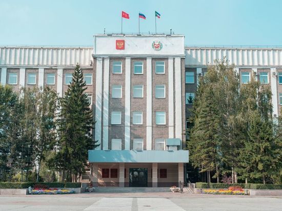 В Хакасии приостановлены все госплатежы из-за судебной отмены бюджета