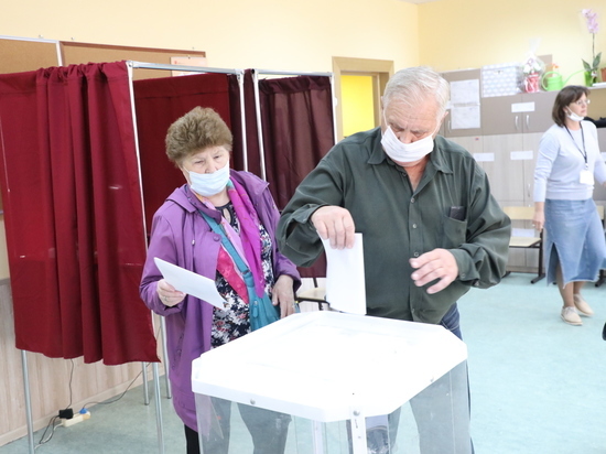 На выборы в ЗСНО зарегистрировано 325 кандидатов