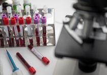 Американское правительство не рассматривает вариант проведения обязательной общенациональной вакцинации от коронавируса, сообщила представитель Белого дома Карин Жан-Пьер