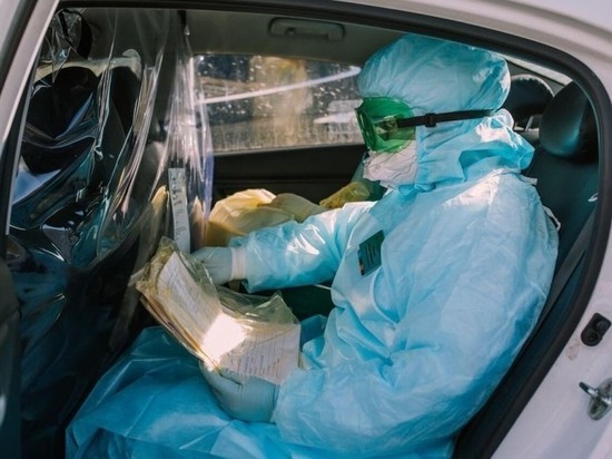Автомобили костромских чиновников останутся в распоряжении медиков еще на месяц