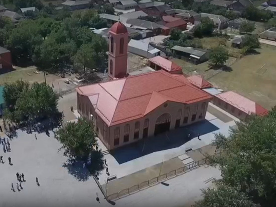 В чеченском селе открыли мечеть на 1,5 тысячи молящихся