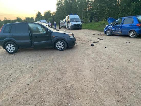 Два водителя пострадали в ДТП в Тверской области