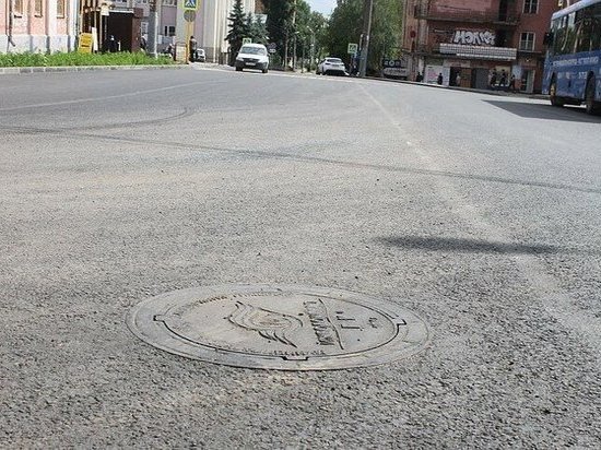 100 "плавающий" люков установят в Ижевске до конца года
