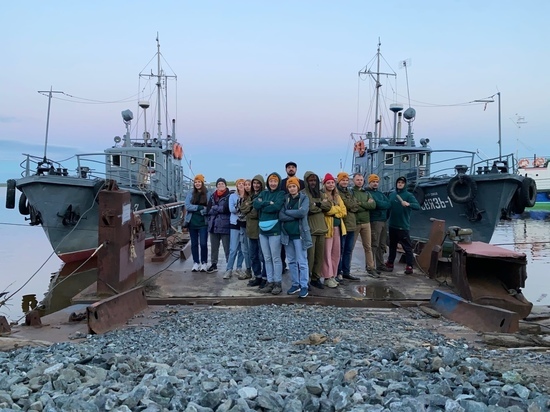 Массовые субботники и экологические мастер-классы: волонтеры «Зеленой Арктики» приехали в Сеяху