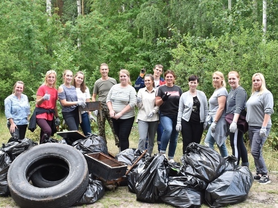 50 мешков мусора собрали на субботнике в Сайнаволоке