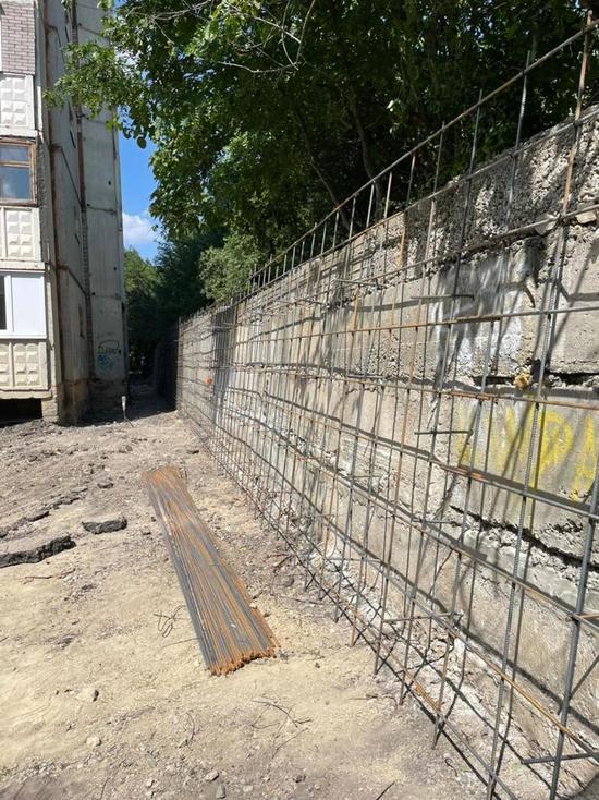 В Железноводске предотвращают падение многоквартирного жилого дома